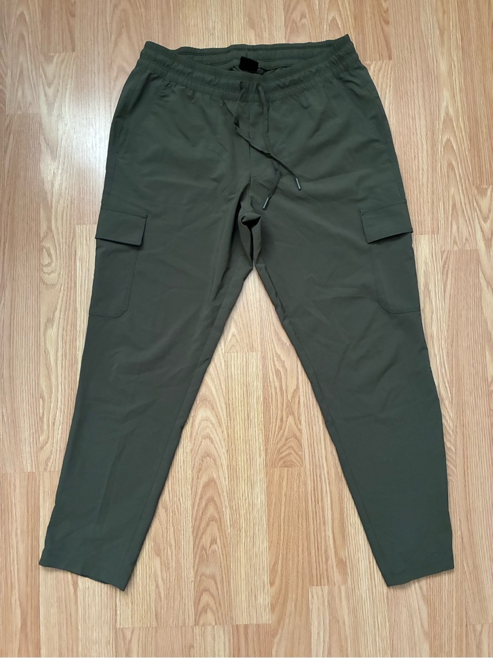The North Face Women’s Olive Green Cargo Jogger Pants - Medium